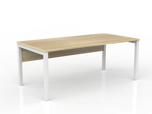 Axis Straight Workstation with Modesty